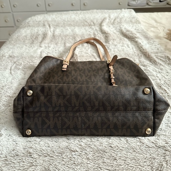 MK Tote Bag - Picture 4 of 6